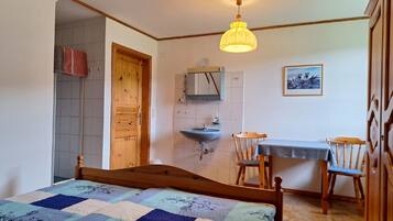 Double Room | Free WiFi