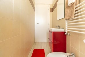 Bathroom - Apartment Milano Corvetto M3 (Milano)