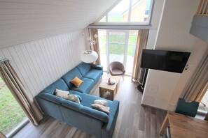 Fernseher, Kamin