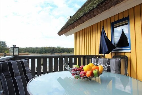 Bootshaus 600 Direkt in der Marina im Ferienpark Mirow in Einzellage