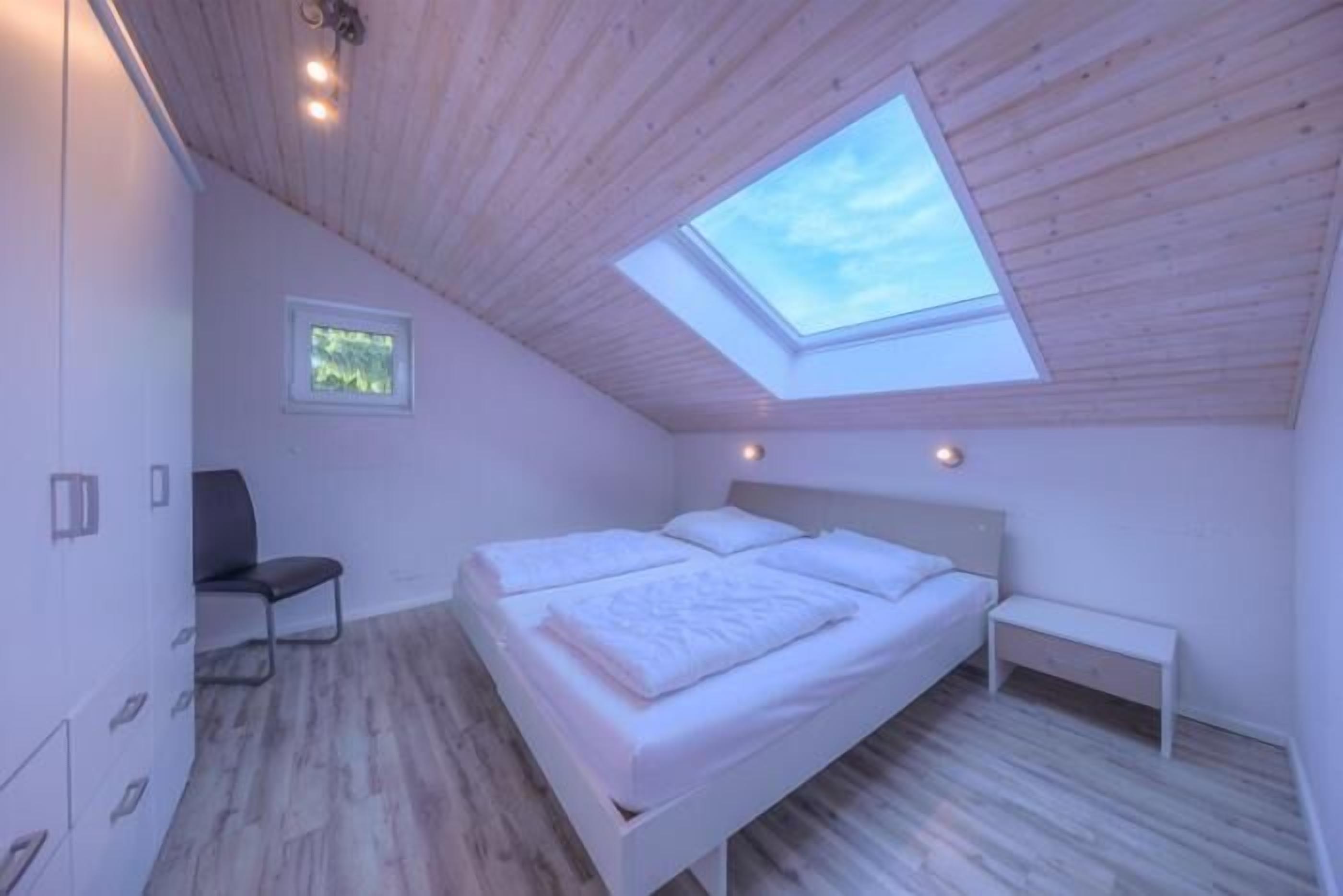 6 bedrooms, free WiFi