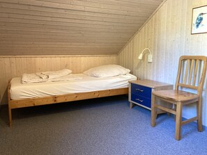 2 bedrooms, desk, free WiFi