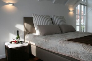 3 Schlafzimmer, Schreibtisch, Bügeleisen/Bügelbrett, kostenloses WLAN