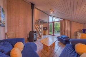 Televisie en een open haard