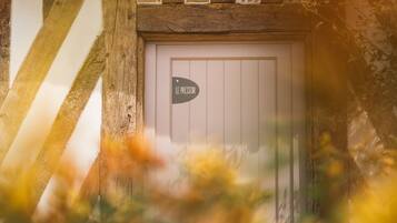 Premium House, Garden View | Free WiFi