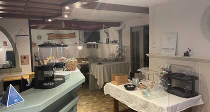 Einzelzimmer mit FrĂŒhstĂŒck Alpe Adria