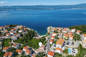 Aerial view - Beachfront Apartment Betty (Vrbnik)