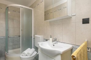 Bathroom - Betty Sea View Apartment With Balcony (Vrbnik)