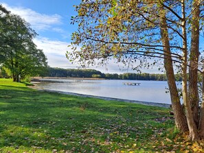 Unclassified image, 4 of 24, button