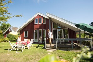 Outdoor dining - Wildgans 175 - Klassisches Skandinavisches Ferienhaus für bis zu 6 Personen (Mirow)
