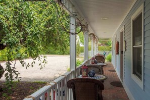 Terrace/patio - New England Hospitality at the Carriage House
Mystic Vacation Rentals LLC (Old Mystic)