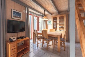 Dining - Wildgans 185 - Klassisches Skandinavisches Ferienhaus für bis zu 6 Personen (Mirow)