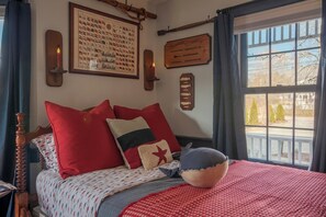 1 habitación, escritorio, tabla de planchar con plancha y wifi gratis 