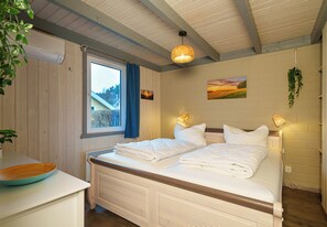 3 bedrooms, desk, free WiFi