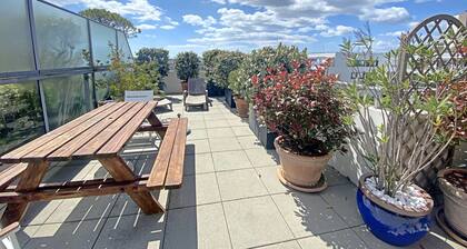 Penthouse au cĆur de Lorient avec terrasses, spa, parking sĂ©curisĂ© et proche des plages