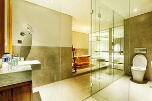 Phòng Suite Junior | Phòng tắm