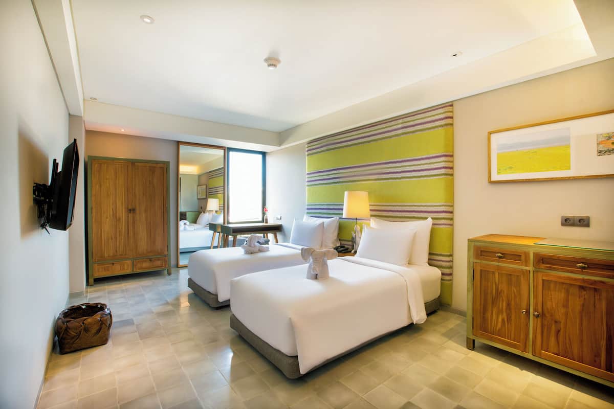 Deluxe Twin Room | 1 bedroom, in-room safe, iron/ironing board, free WiFi