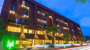 Exterior - IKOSHAROLD Suites Seminyak (Seminyak)