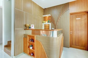 Reception - Super OYO Capital O 90291 Vin Stay Petanu (Denpasar)