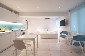 Exclusive Studio, 1 Double Bed, Non Smoking, Kitchen | Living area | 43-inch TV with digital channels - Cute and Convenient Studio in Athens (Athens)