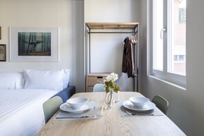 Dining - Easylife - Studio with balcony in Risorgimento (Milano)