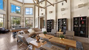 Interior - Landing | Spectacular 2BD, Pool, Gym (Fort Worth)