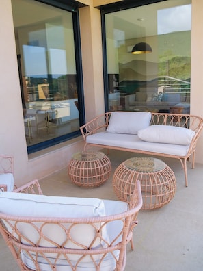Terrace/patio - Belle Villa Récente Avec Piscine , sud de la Corse à 7 mn des Plages (Monacia-d'Aullène)