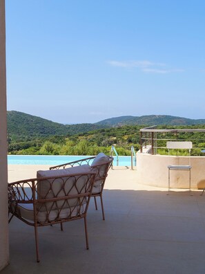 Pool - Belle Villa Récente Avec Piscine , sud de la Corse à 7 mn des Plages (Monacia-d'Aullène)