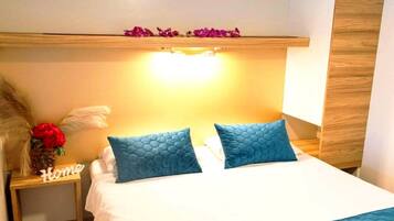 House (Mobile Home Nensi Two bedroom) | 2 bedrooms, cots/infant beds, free WiFi