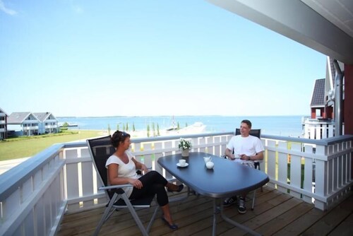 Kapitänsdeck 466 - Großzügiges Ferienapartment auf 2 Ebenen mit Müritzblick