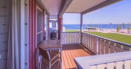 Mitteldeck 413 - Gemütliches Ferienapartment mit Blick auf die Müritz