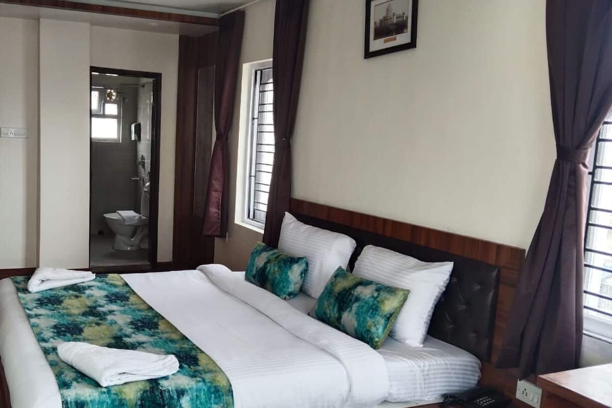 Deluxe Double Room, Balcony | Kalis bunyi, Wi-fi percuma