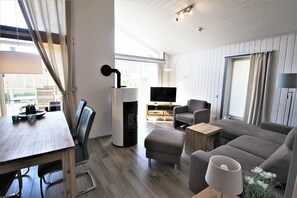 Tv och eldstad