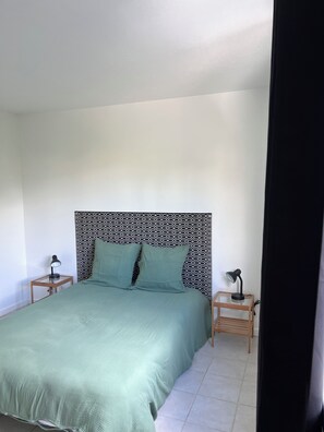 2 bedrooms, iron/ironing board, bed sheets - Appartement Résidence Privé (Aubenas)