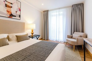 公寓, 1 間臥室 | 客房內保險箱、書桌、筆電工作空間、隔音