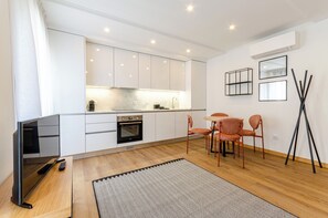 Private kitchen - Morais Soares 131 (Lisbon)