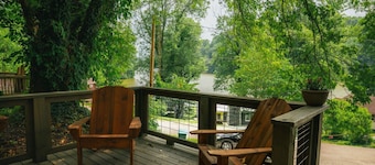 Hilltop Cabin, Lake, Hot tub