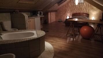 1 Schlafzimmer, Schreibtisch, kostenloses WLAN, Bettwäsche