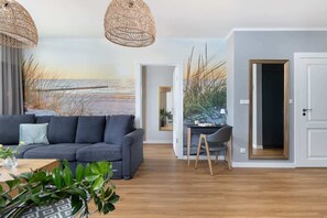 TV, offices - Cozy Apartment with Balcony | Parking | Work Space (Kołobrzeg)