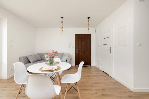 Modernes Studio in Darłowo | Balkon und Parkplatz