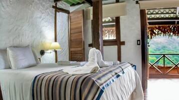 1 bedroom, individually decorated, free WiFi, bed sheets