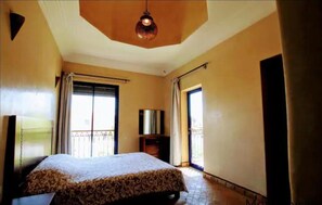 5 habitaciones y wifi 