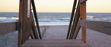 Sillas reclinables de playa, toallas de playa