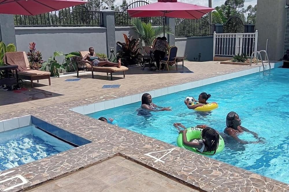 SKYZ9 HOTEL