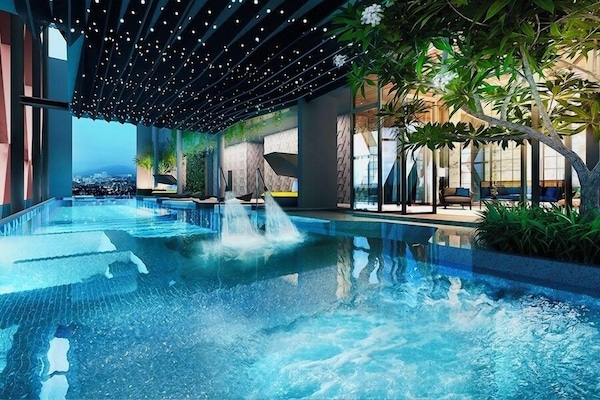 Indoor pool, 2 outdoor pools, open 6:00 AM to 11:00 PM, free cabanas