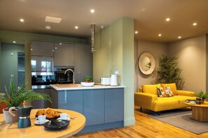 Luxury Apartment | Private kitchen - Commandery Vaults (Worcester)