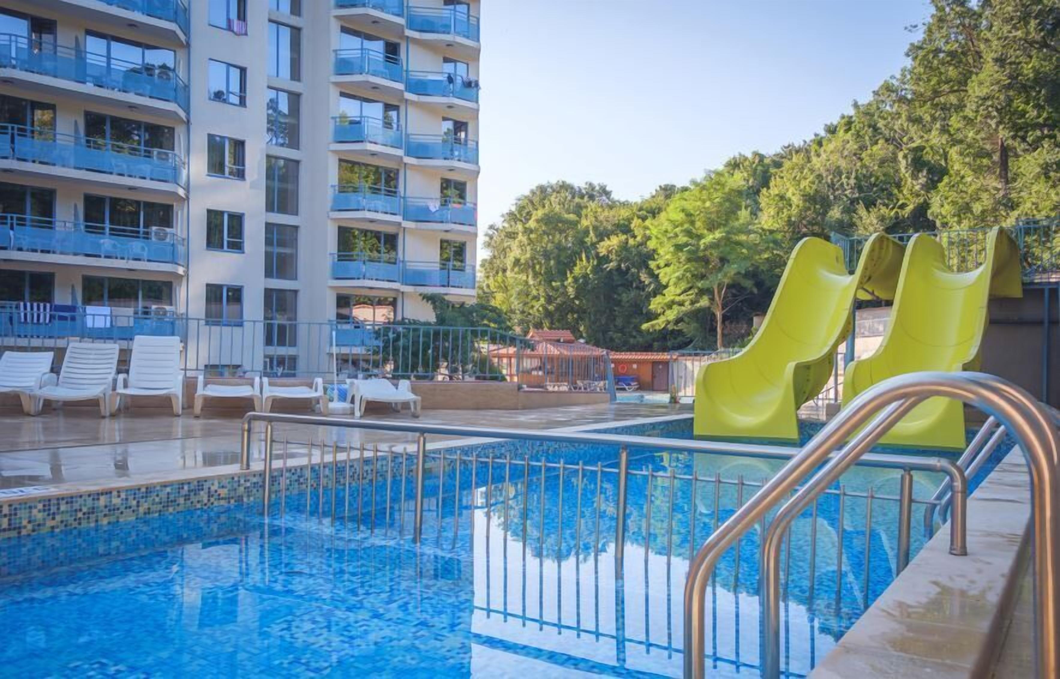 Indoor pool, seasonal outdoor pool