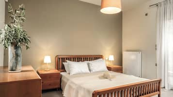 4 habitaciones, tabla de planchar con plancha y wifi gratis