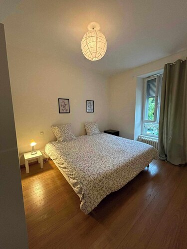 Maison Familiale au Centre de Guingamp Animaux de Compagnies Acceptés