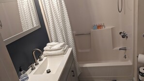 Towels, soap, shampoo, toilet paper